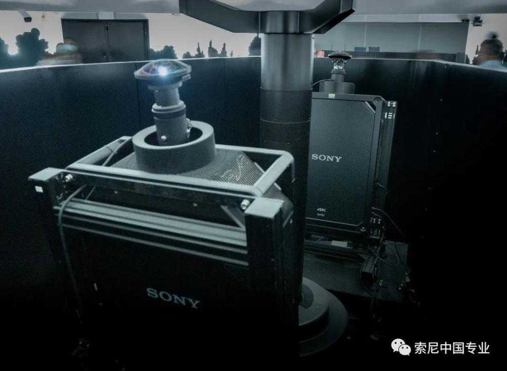 將浩瀚蒼穹盡收眼中，探訪上海天文館8K球幕影院